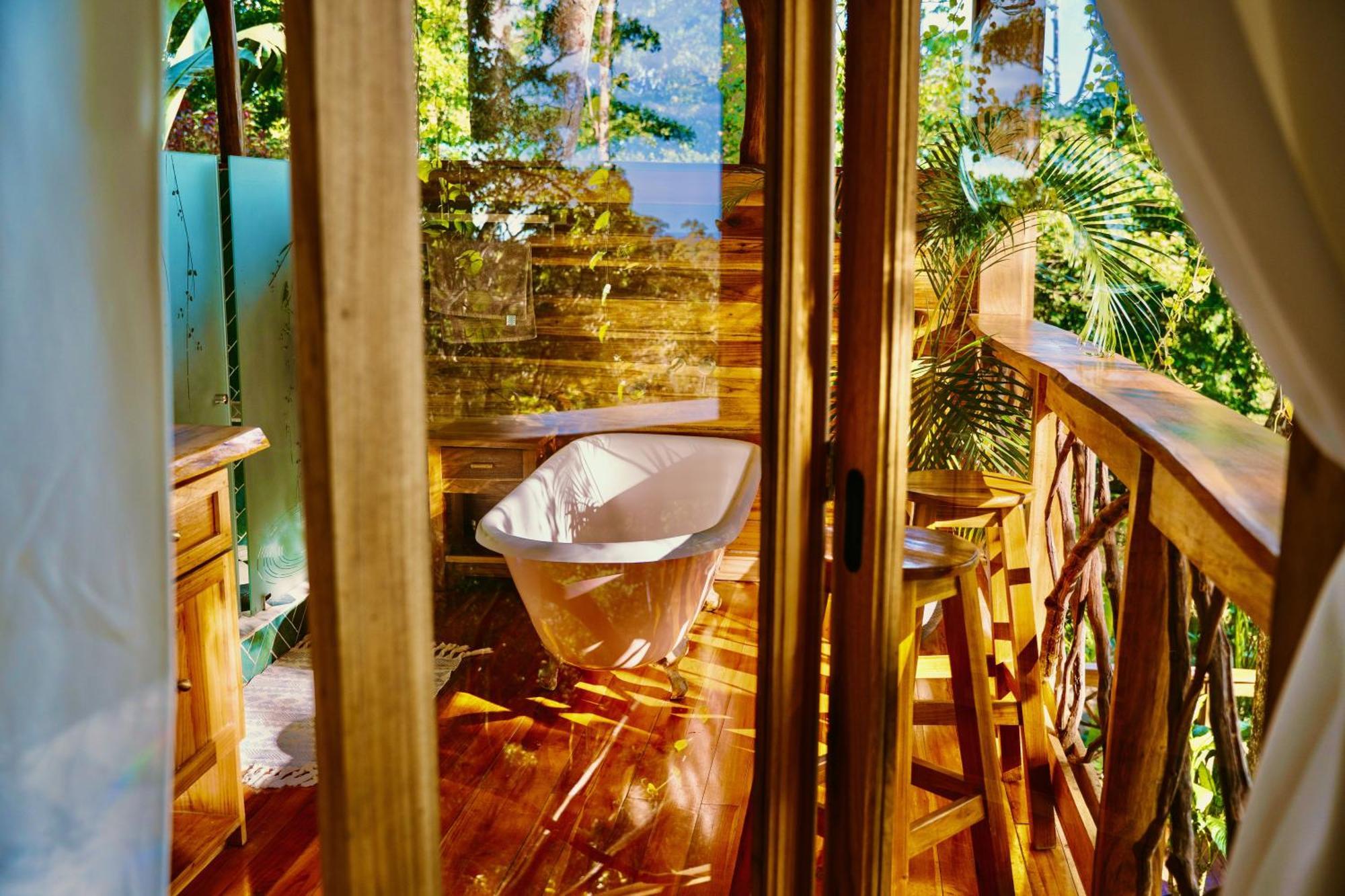 Jungle Spirit Treehouse Cahuita Exterior foto